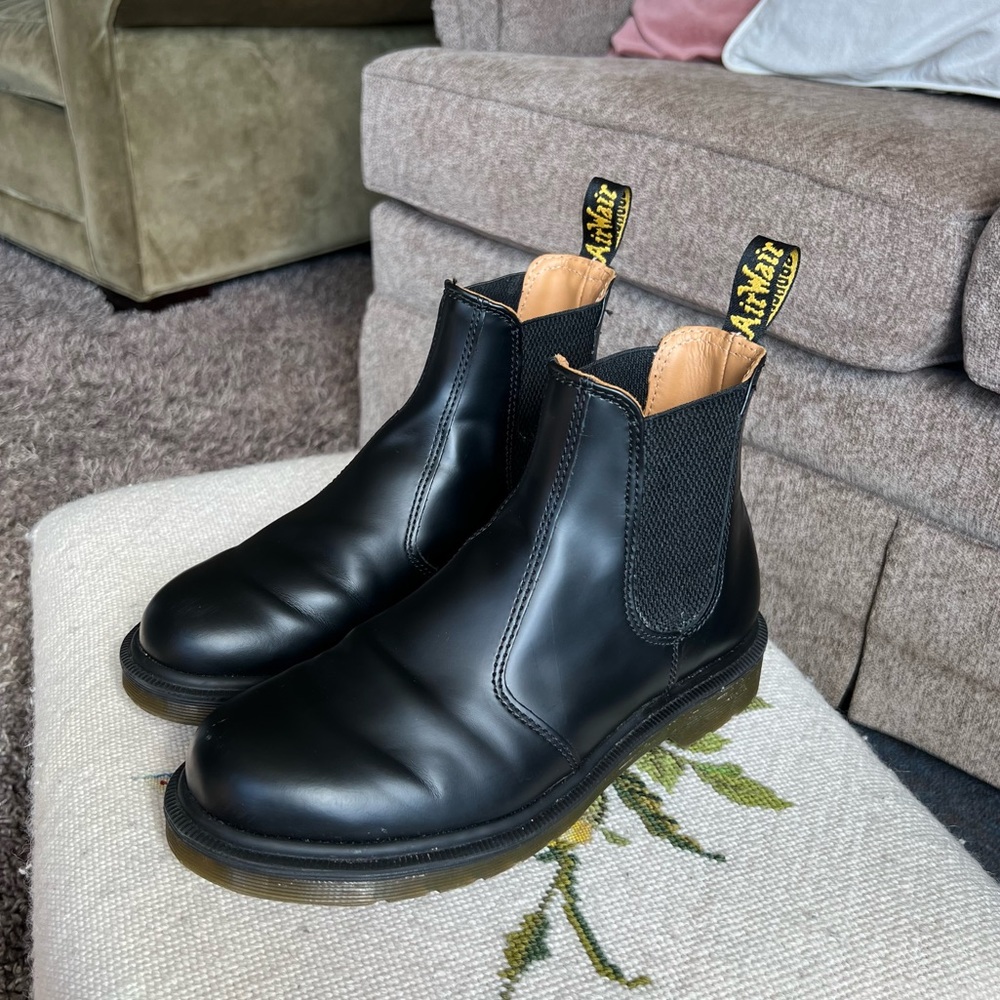 Dr. Martens Chelsea Boot